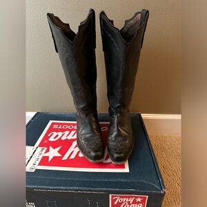 Tony Lama cowboy boots— black